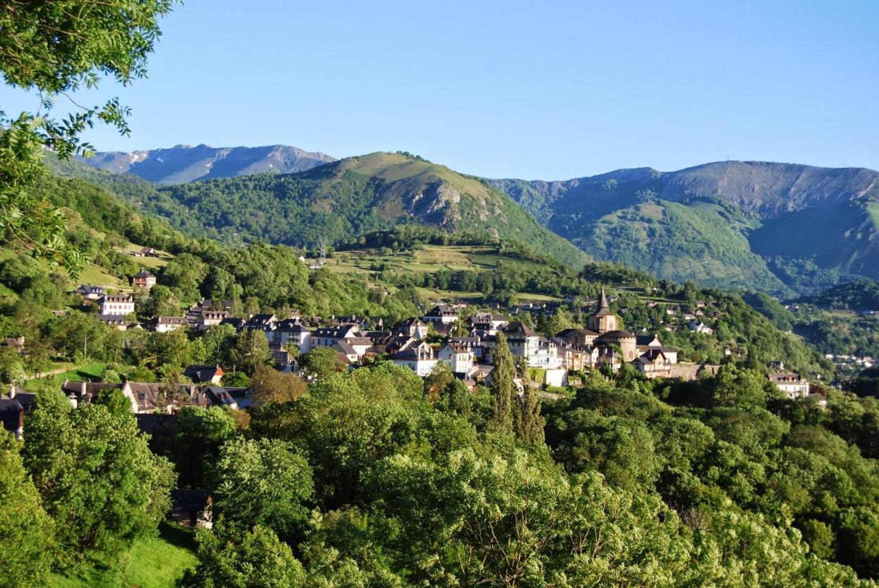 Hôtel Les Rochers Saint-Savin (Hautes-Pyrenees) Exterior foto